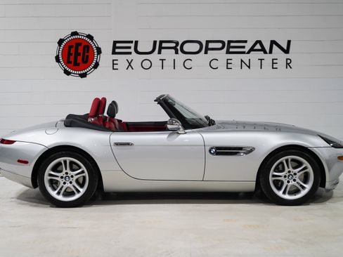 Used 2000 BMW Z8 RWD image 6
