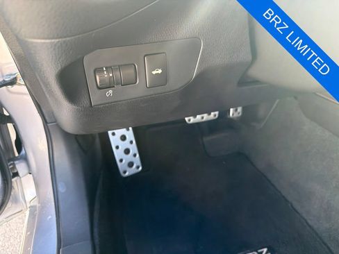 Used 2020 Subaru BRZ Limited RWD image 11