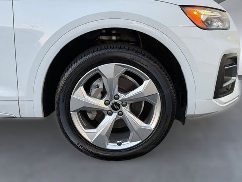 Used 2021 Audi Q5 Premium Plus w/ Premium Plus Package image 10