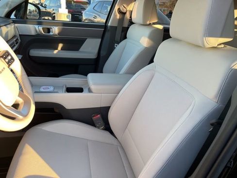 New 2026 Hyundai Santa Fe SE image 10