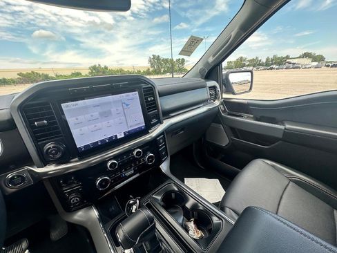 Used 2023 Ford F150 Lariat w/ Trailer Tow Package AWD/4WD image 15