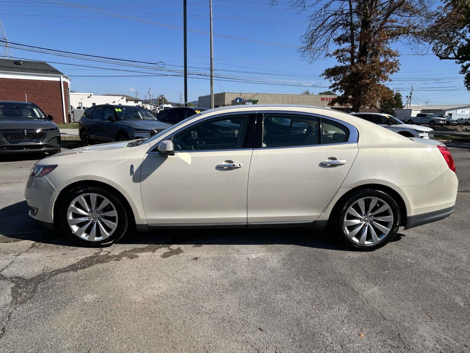 Used 2016 Lincoln MKS w/ Equipment Group 101A FWD image 8