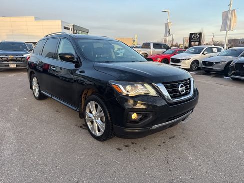 Used 2018 Nissan Pathfinder SL w/ SL Premium Package image 3