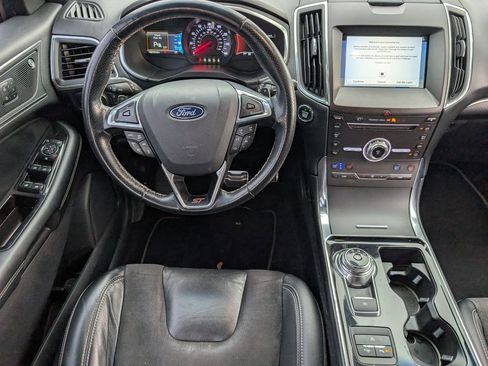 Used 2019 Ford Edge ST w/ Equipment Group 401A image 9