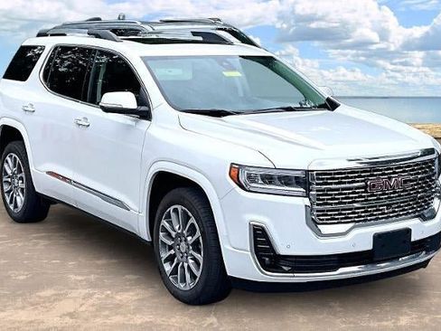 Used 2023 GMC Acadia Denali w/ Denali Ultimate Package FWD image 1