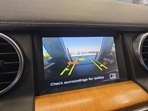 Used 2016 Land Rover LR4 HSE AWD/4WD image 26
