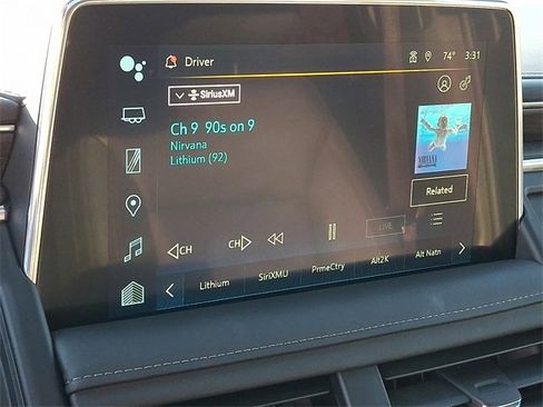 Used 2024 Chevrolet Suburban Z71 w/ Luxury Package image 14