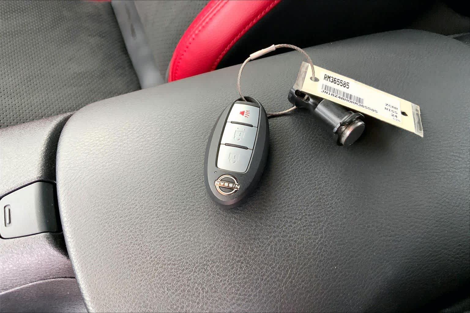 Used 2024 Nissan Z Performance w/ Floor Mat Package RWD image 14