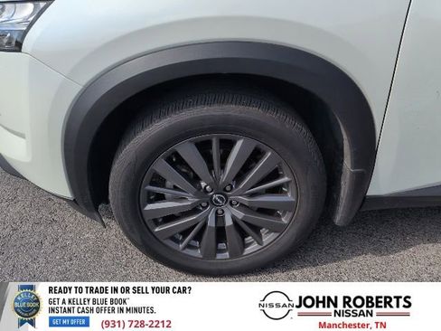 Used 2024 Nissan Pathfinder SL w/ SL Premium Package AWD/4WD image 4