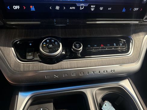 New 2026 Ford Expedition Max Platinum AWD/4WD image 22