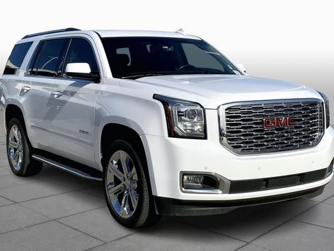 Used 2019 GMC Yukon Denali image 3