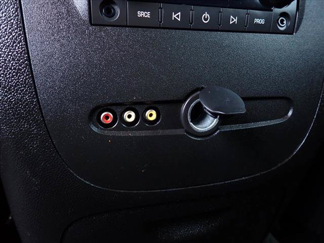 Used 2013 GMC Yukon XL Denali AWD/4WD image 12