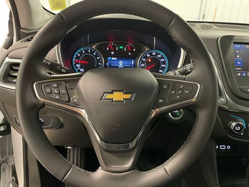 Used 2024 Chevrolet Equinox LT AWD/4WD image 33