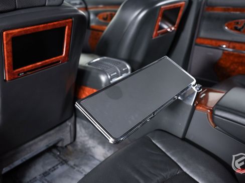 Used 2004 Maybach 57 image 38