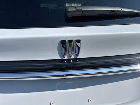 New 2026 Buick Enclave Avenir w/ Super Cruise Package AWD/4WD image 8