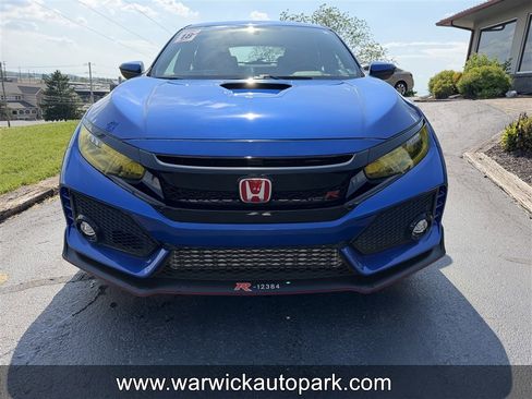Used 2018 Honda Civic Type R image 3