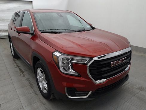 Used 2023 GMC Terrain SLE FWD image 13