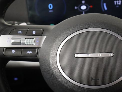 Used 2024 Hyundai Kona SEL FWD image 8