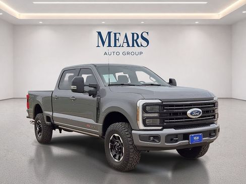 Used 2025 Ford F250 Platinum w/ Tremor Off-Road Package AWD/4WD image 7