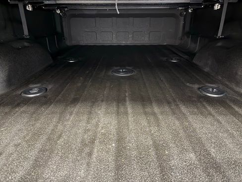 Used 2018 RAM 3500 Tradesman w/ Chrome Appearance Group image 13