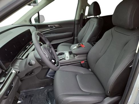 New 2026 Kia Carnival SX Prestige image 18