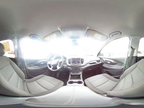 Used 2024 GMC Terrain SLE FWD image 41