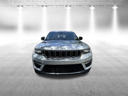 Used 2023 Jeep Grand Cherokee 4WD 4xe w/ Luxury Tech Group II image 2