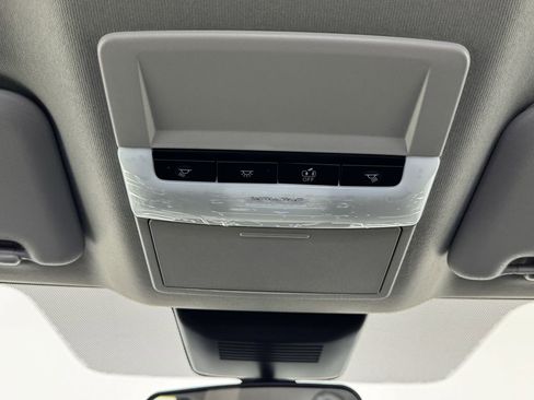 New 2025 Nissan Sentra SV image 34