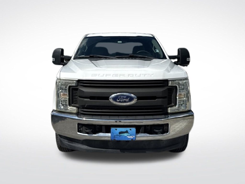 Used 2017 Ford F250 XL w/ Power Equipment Group AWD/4WD image 3