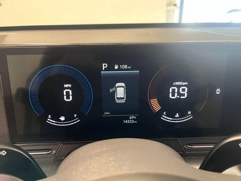 Used 2024 Hyundai Kona SEL image 27