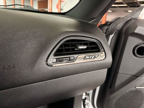 Used 2016 Dodge Challenger SRT Hellcat image 26