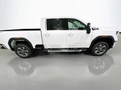 New 2026 GMC Sierra 2500 SLE AWD/4WD image 8