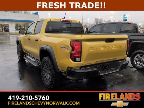 Used 2023 Chevrolet Colorado Trail Boss w/ Technology Package image 15
