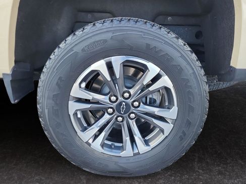 Used 2022 Chevrolet Colorado Z71 image 15