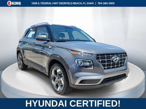 Certified 2025 Hyundai Venue SEL FWD image 1