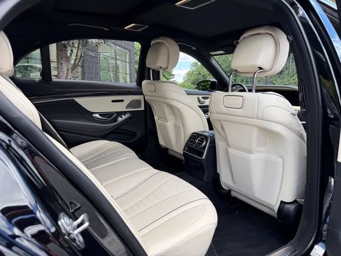 Used 2019 Mercedes-Benz S 450 Sedan image 37
