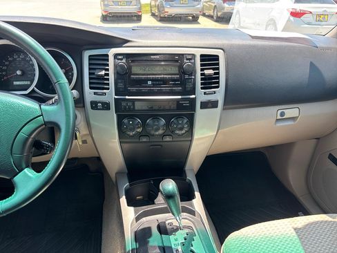 Used 2008 Toyota 4Runner SR5 RWD image 15