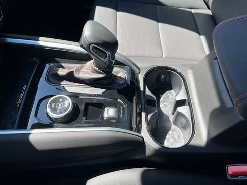 Used 2026 Chevrolet Colorado Z71 w/ Technology Package image 24