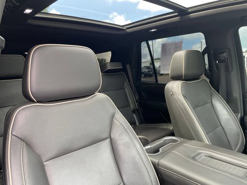 Used 2021 Chevrolet Tahoe Premier w/ Premium Package RWD image 37