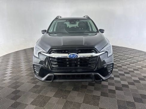 Used 2023 Subaru Ascent Limited AWD/4WD image 2