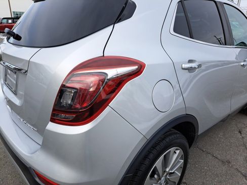 Used 2019 Buick Encore Preferred image 19