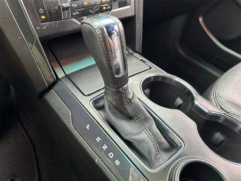 Used 2017 Ford Explorer XLT w/ Equipment Group 202A image 23