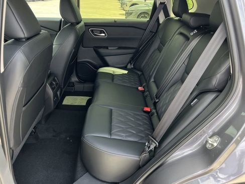 New 2026 Nissan Rogue Platinum AWD/4WD image 14