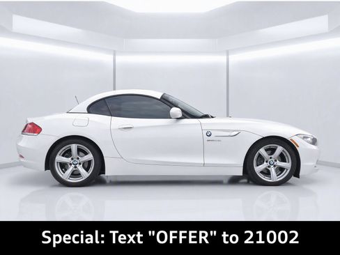 Used 2014 BMW Z4 sDrive28i RWD image 8