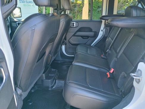 Used 2022 Jeep Wrangler Unlimited Sahara w/ LED Lighting Group image 22