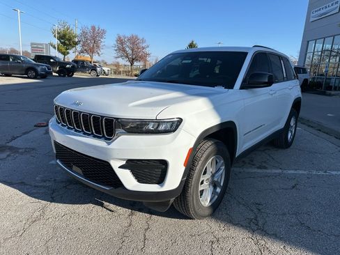 New 2025 Jeep Grand Cherokee Laredo X image 12