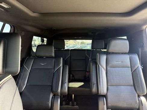 Used 2021 Cadillac Escalade ESV Premium Luxury w/ LPO, Radiant Package image 19