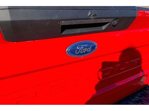 Used 2022 Ford F350 Lariat w/ Lariat Ultimate Package image 32