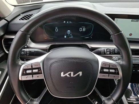 Used 2023 Kia Telluride S AWD/4WD image 19