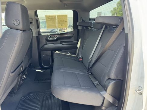 Used 2025 Chevrolet Silverado 1500 LT AWD/4WD image 29